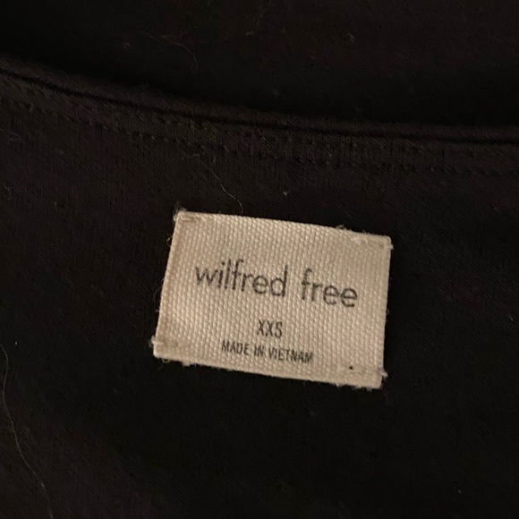 Wilfred Free Tiny Long Tank in Black - Picture 3 of 4